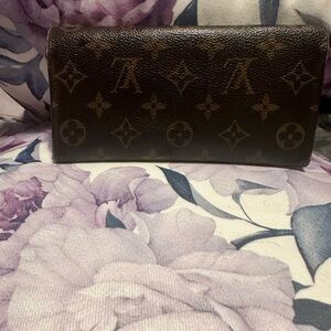 Louis Vuitton Emilie Wallet